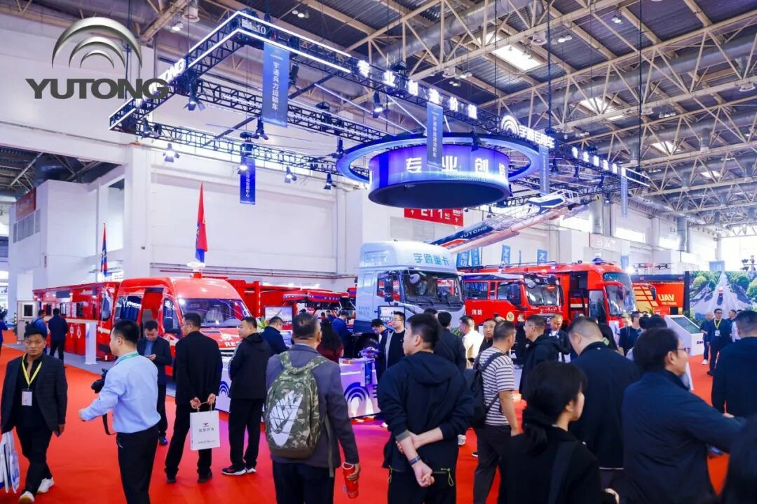 科技赋能实战！9888拉斯维加斯专用车亮相第二十一届国际消防展