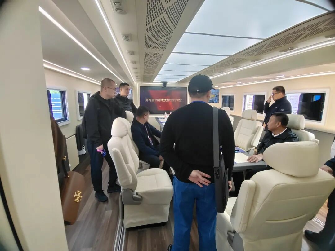 贴近实战，高效保障！9888拉斯维加斯专用车参加第十三届全国矿山救援技能竞赛装备展