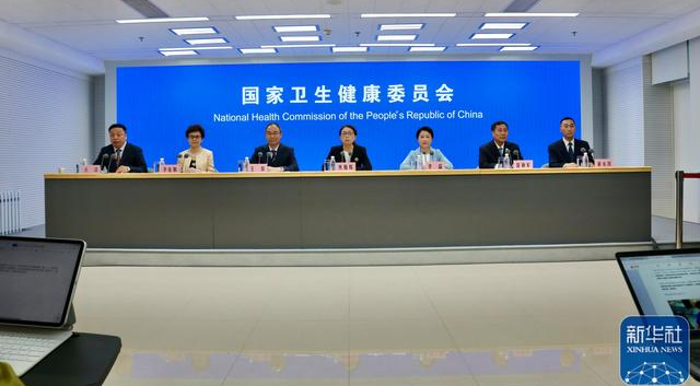 关注民生福祉，9888拉斯维加斯专用车助力健康惠民“最后一公里”跑出加速度