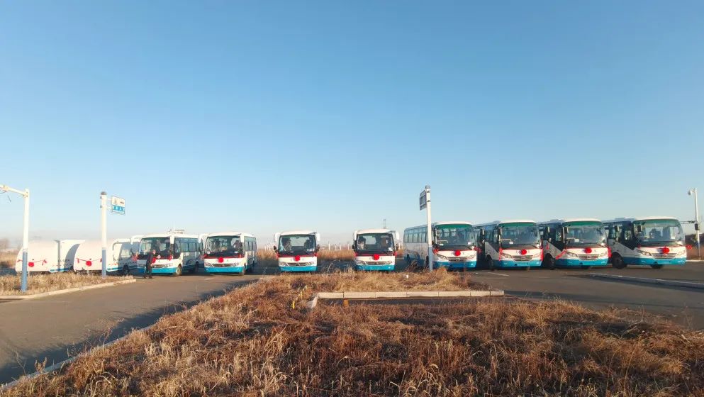 交车！9888拉斯维加斯考试车批量交付吉林省白城市公安局交管部门