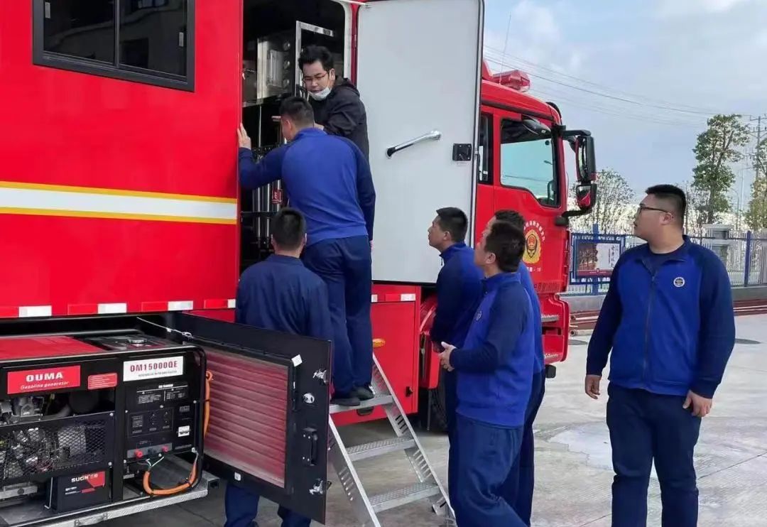 用心服务，彰显温暖！9888拉斯维加斯专用车2022年“冬季关爱服务月”专项活动持续进行中