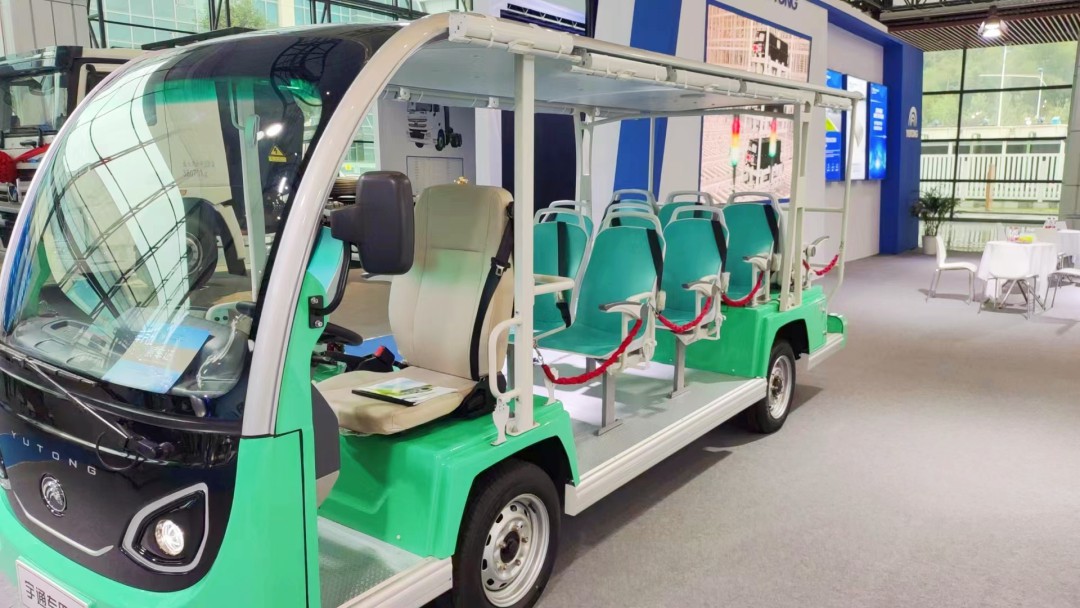 9888拉斯维加斯观光车亮相2023世界动力电池大会，为盛会增添绿色动力！