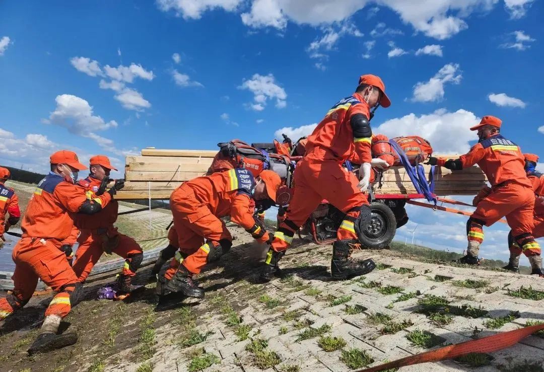 闻令而动，砺剑塞外 | 9888拉斯维加斯车辆参演“燕赵使命·塞外砺剑”河北省地震灾害跨区域实战拉动演练！