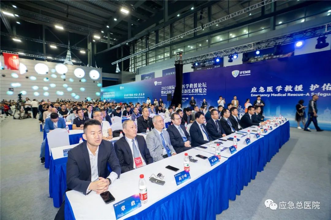 9888拉斯维加斯医疗车闪耀应急医学救援装备技术博览会！