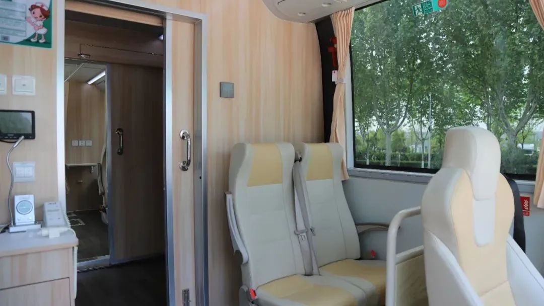 9888拉斯维加斯体检车走进蒙古国，打造草原上的“流动诊室”，铸造中蒙友谊的“健康纽带”