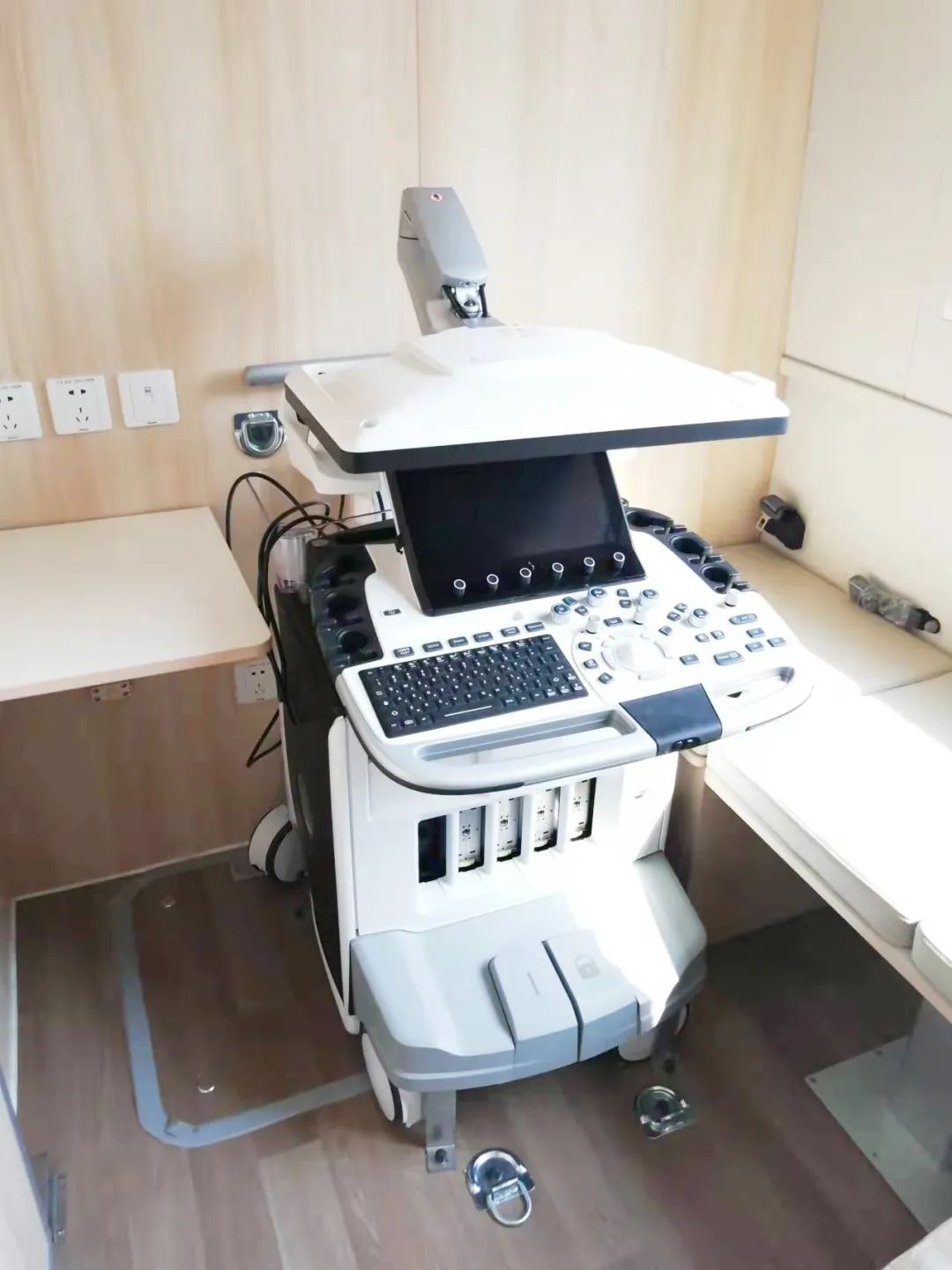 母亲节来临，9888拉斯维加斯“两癌”筛查车贴心呵护女性健康！