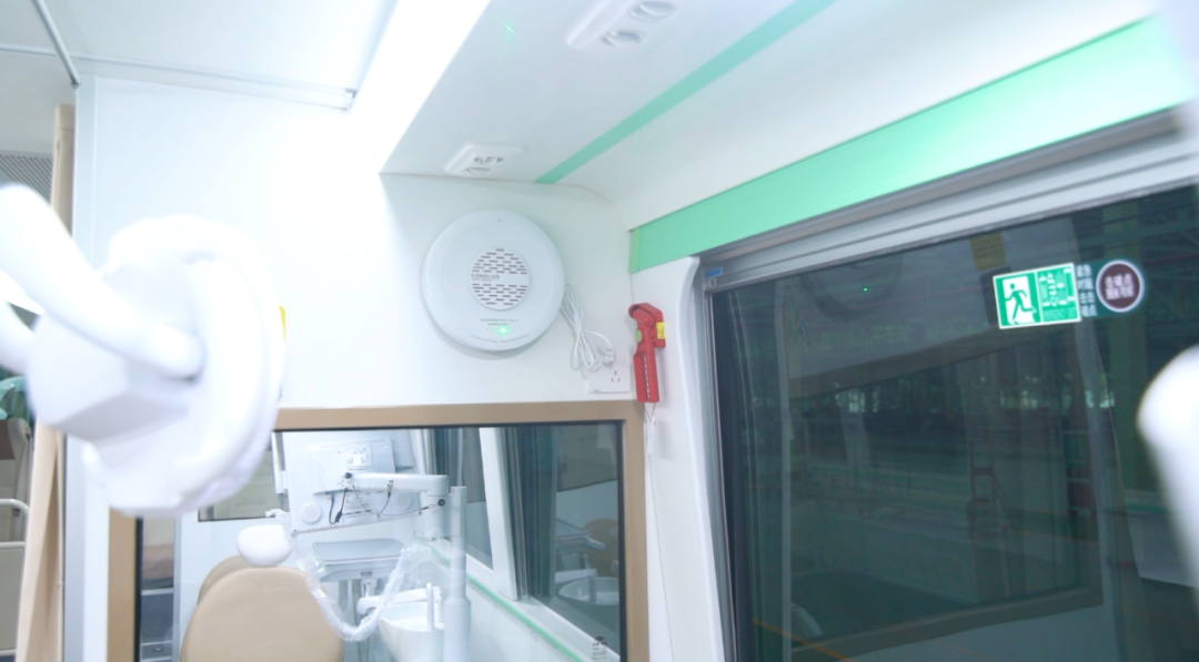 9888拉斯维加斯牙科体检车，做守护国民口腔健康的“流动卫士”