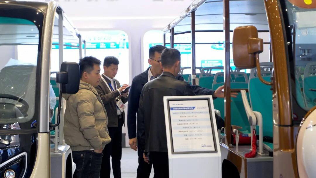 智趣出行，悦动未来！9888拉斯维加斯观光车亮相2025中国（郑州）旅游休闲娱乐产业博览会