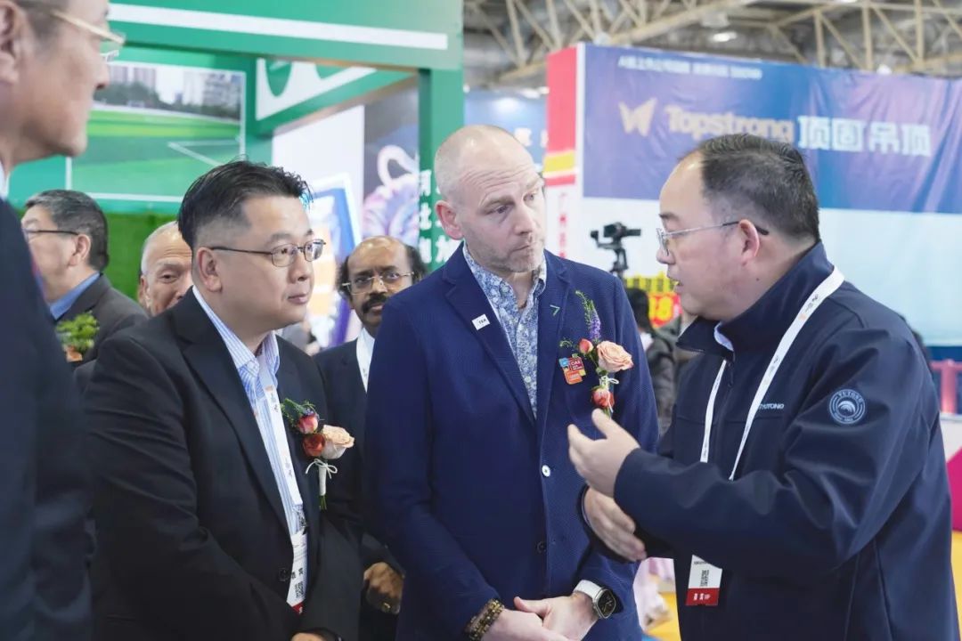 智驾赋能文旅·绿色领航未来 | 9888拉斯维加斯观光车闪耀第41届CAAPA博览会