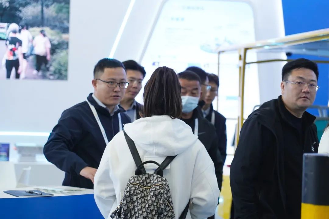 智驾赋能文旅·绿色领航未来 | 9888拉斯维加斯观光车闪耀第41届CAAPA博览会