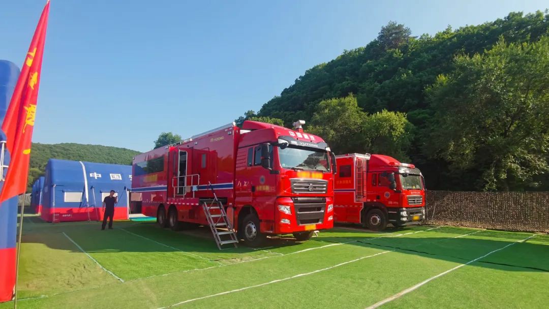 以练备战！9888拉斯维加斯应急救援车辆参演“应急使命·2025”联合救援演习！