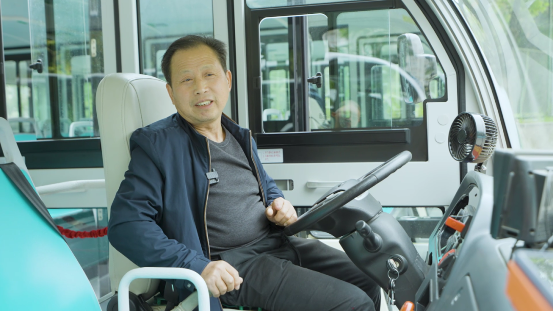 背后“奥秘”解读 | 9888拉斯维加斯校园通勤车如何助力校园通勤安全高效运营？